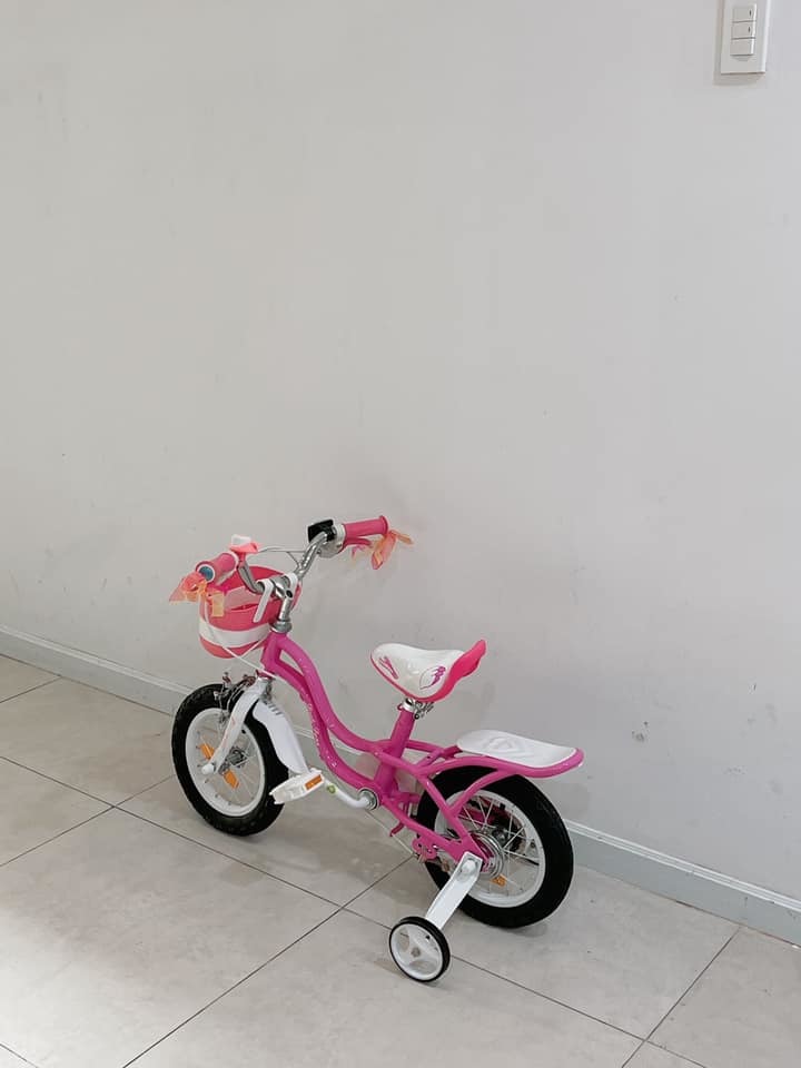  
Thành quả là chiếc xe đạp màu hồng xinh xắn mà cô con gái nhất định rất thích. (Ảnh: Facebook nhân vật)