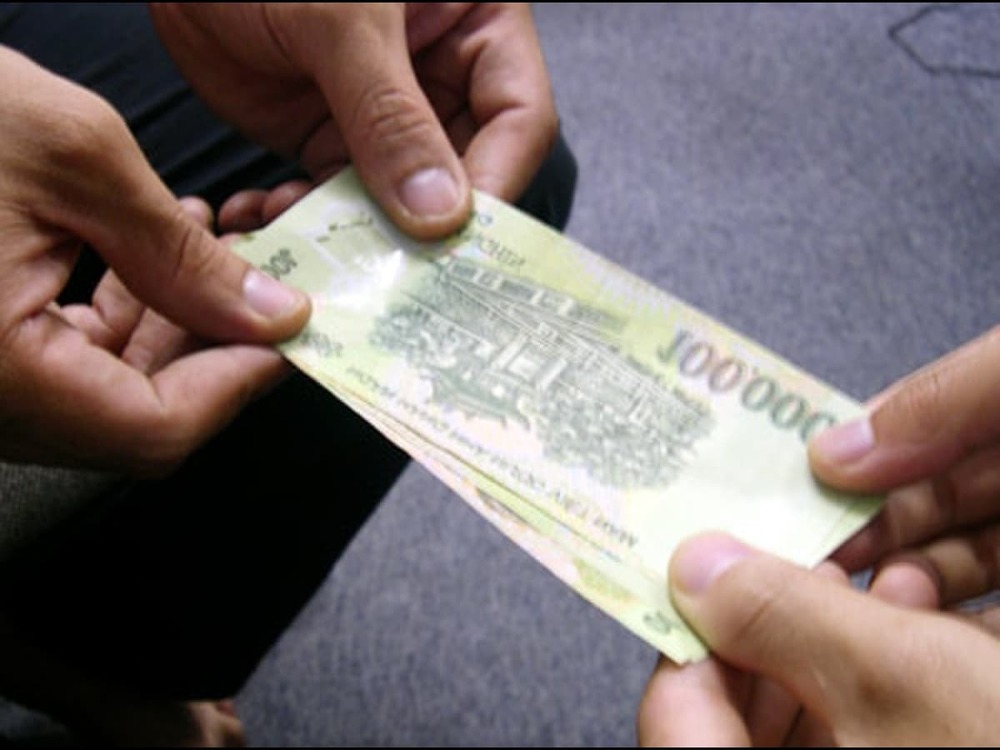  
Tên trộm muốn thỏa thuận đưa tiền để được thả ra nhưng bất thành. (Ảnh minh họa: VietNamNet)