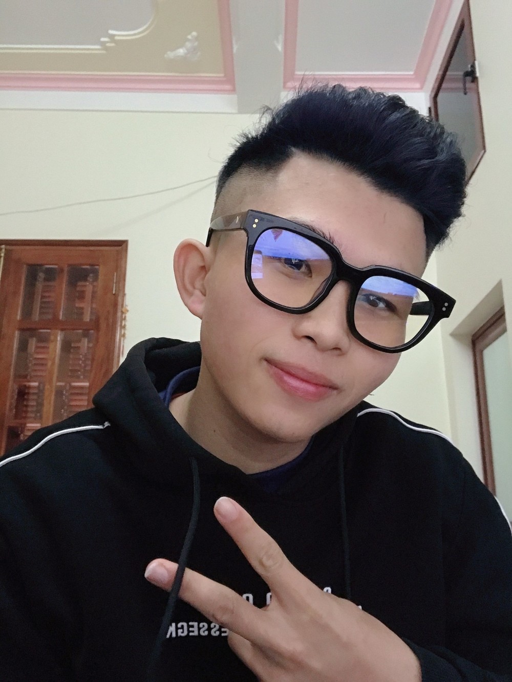 Trần Quang Phú – 17 tuổi theo đuổi đam mê trở thành Youtuber chuyên nghiệp