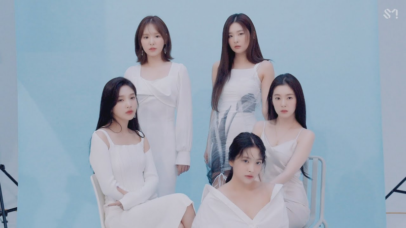  
Người hâm mộ hy vọng sớm nhìn thấy đội hình đầy đủ 5 thành viên của Red Velvet trong MV mới. (Ảnh: Pinterest)