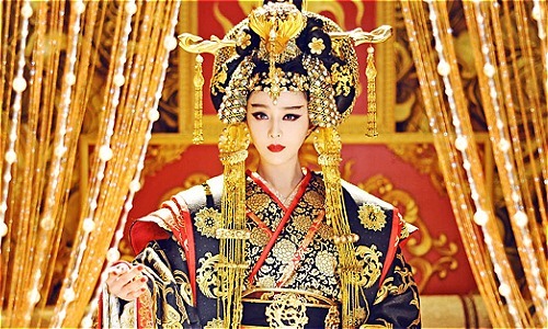  
Kể từ khi lên làm Hoàng hậu, Võ Tắc Thiên đã tuyển thêm hàng nghìn sủng nam bên mình. (Ảnh minh hoạ: VnExpress)