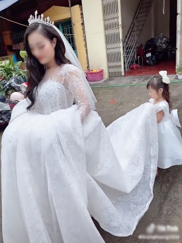 Khám phá với hơn 68 váy cô dâu cho trẻ em mới nhất  cdgdbentreeduvn