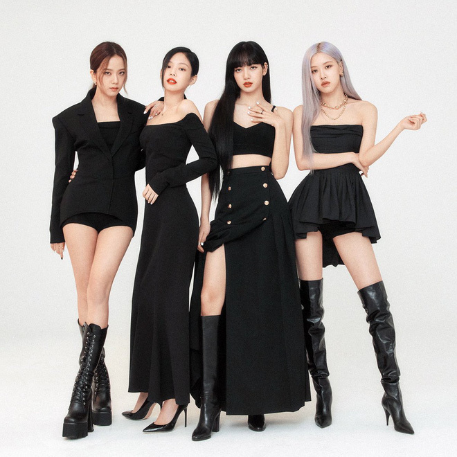 Trắc Nghiệm - Bạn có phải là fan chân chính của BLACKPINK? Cuoc-chien-fandom-cua-blackpink-ung-ho-manh-idol-se-duoc-uu-ai-b5abb5b7