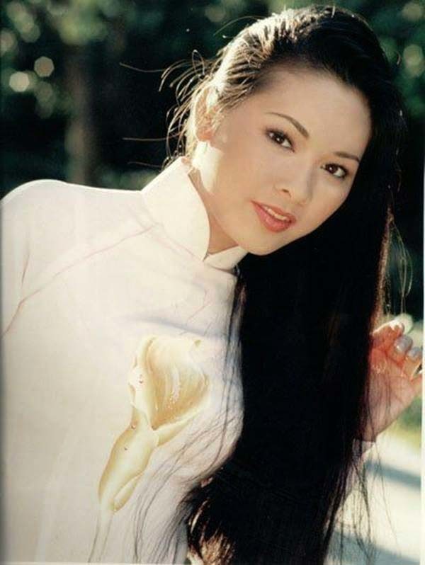  
Như Quỳnh từng là nữ ca sĩ hải ngoại hot nhất thời bấy giờ bởi tài năng và vẻ ngoài xinh đẹp. (Ảnh: Thanh Niên) - Tin sao Viet - Tin tuc sao Viet - Scandal sao Viet - Tin tuc cua Sao - Tin cua Sao
