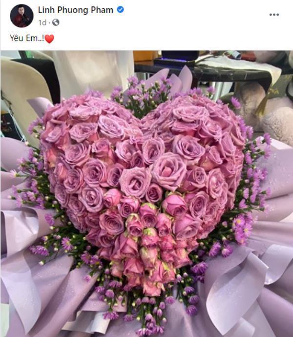  
TiTi từng chia sẻ bó hoa tặng người yêu. (Ảnh: Chụp màn hình) - Tin sao Viet - Tin tuc sao Viet - Scandal sao Viet - Tin tuc cua Sao - Tin cua Sao