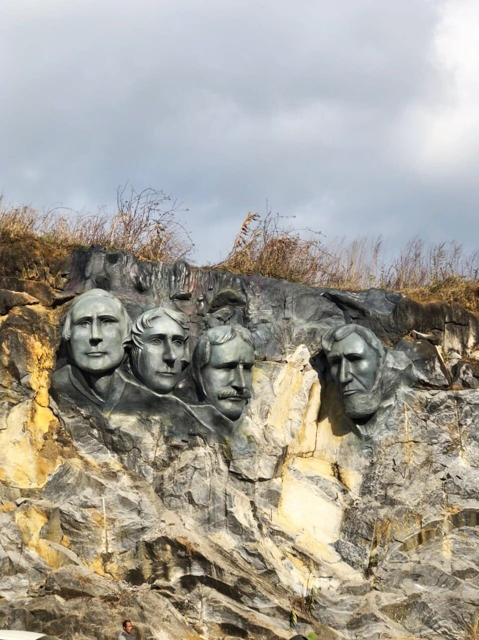 Núi Rushmore với hình ảnh 4 vị tổng thống Hoa Kỳ. (Ảnh: D.L.H.H)