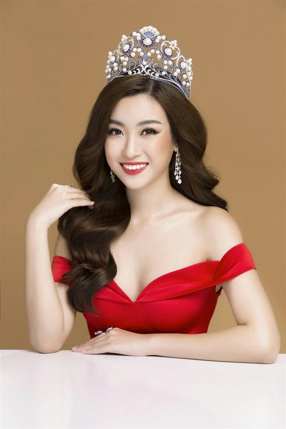  
Vương miện của Đỗ Mỹ Linh - Hoa hậu Việt Nam 2016. (Ảnh: FBNV)