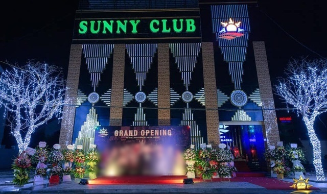  
Hiện quán bar Sunny đã đóng cửa và tiếp tục chịu sự điều tra của cơ quan chức năng. (Ảnh: Lao Động Thủ Đô)