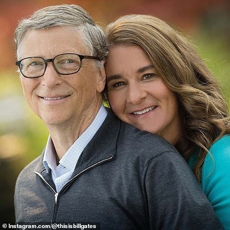  
Ông Bill Gates và vợ khi còn mặn nồng. (Ảnh: IGNV)