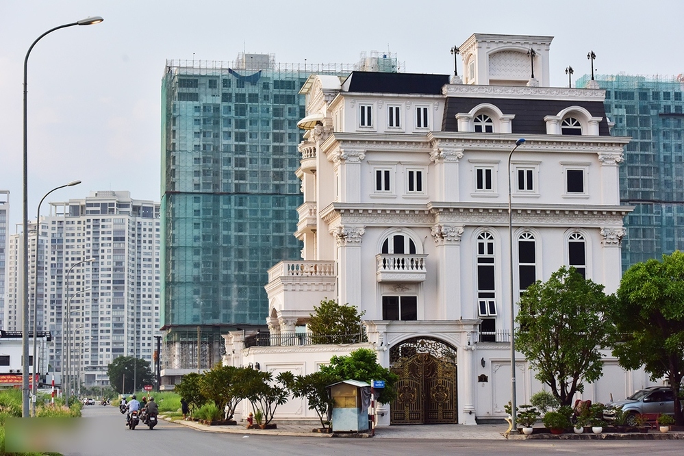  
Căn biệt thự hoành tráng tại thành phố Hồ Chí Minh. (Ảnh tổng hợp) - Tin sao Viet - Tin tuc sao Viet - Scandal sao Viet - Tin tuc cua Sao - Tin cua Sao