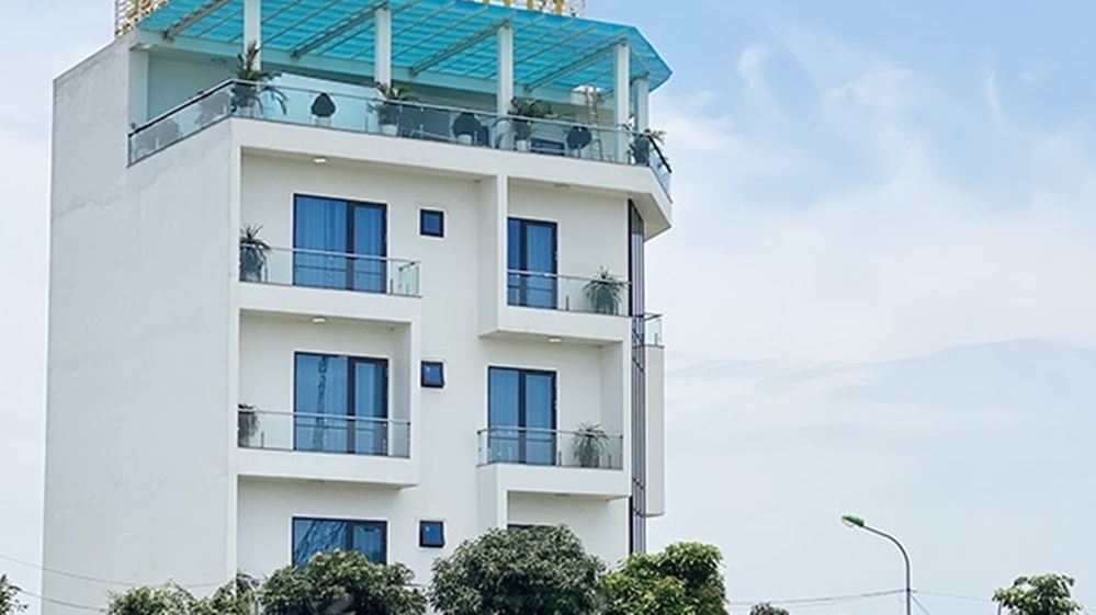  
Khách sạn Sun ở phường Tứ Minh, Hải Dương đã bị phong tỏa. (Ảnh: Thanh Niên)