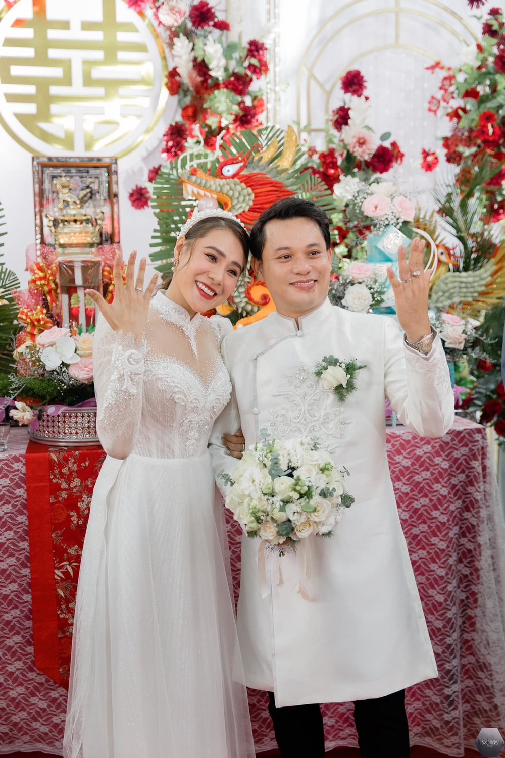  
Hai người sẽ có buổi tiệc cưới tại thành phố Hồ Chí Minh khi đại dịch đã được kiểm soát. (Ảnh FBNV) - Tin sao Viet - Tin tuc sao Viet - Scandal sao Viet - Tin tuc cua Sao - Tin cua Sao