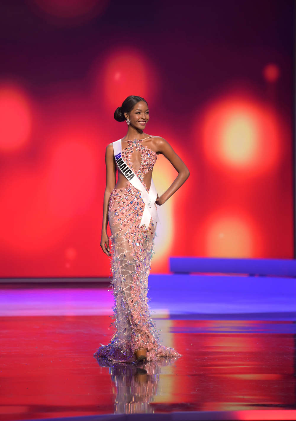  
Miqueal-Symone Williams, Hoa hậu Hoàn vũ Jamaica đã tạo nhiều ấn tượng tốt với khán giả. (Ảnh BTC) - Tin sao Viet - Tin tuc sao Viet - Scandal sao Viet - Tin tuc cua Sao - Tin cua Sao