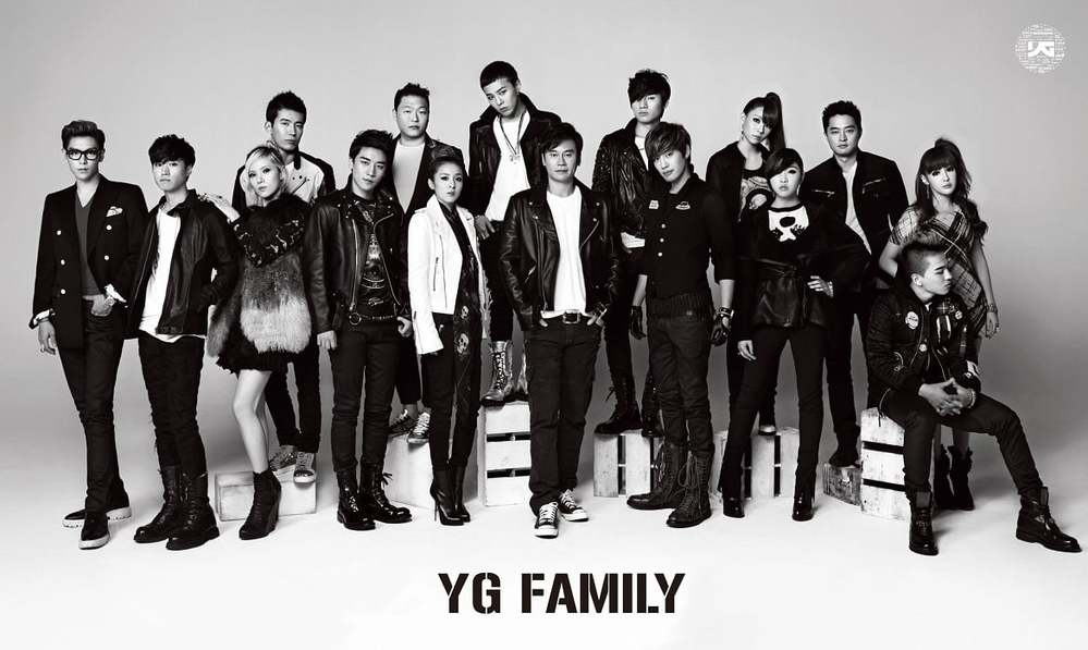  
Bức ảnh YG Family huyền thoại được cư dân mạng nhắc đến rất nhiều sau khi Sandara Park không tái ký hợp đồng. (Ảnh: Twitter)