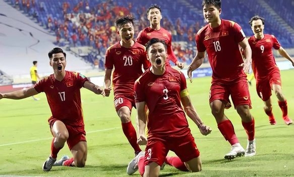  
Các cầu thủ Việt Nam ăn mừng trong một trận đấu. (Ảnh: VTC News)