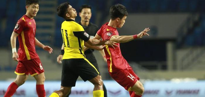  
Với quyết tâm lớn, Việt Nam đã giành chiến thắng với tỷ số 2-1 trong cuộc "giáp mặt" với Malaysia vào đêm 11/6. (Ảnh: Dân Việt)