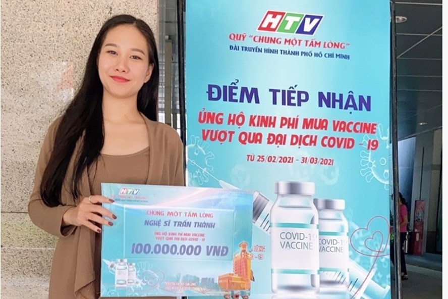  
 Ngày 18/3 nghệ sĩ Trấn Thành đã ủng hộ 100 triệu cho Quỹ Chung Một Tấm Lòng do Đài Truyền hình TPHCM (HTV). (Ảnh: HTV) - Tin sao Viet - Tin tuc sao Viet - Scandal sao Viet - Tin tuc cua Sao - Tin cua Sao