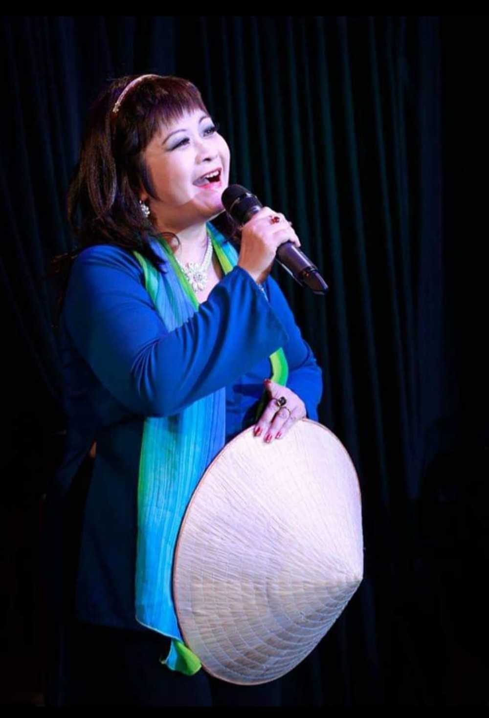 
Nhiều khán giả Việt cũng quen mặt với nữ ca sĩ Ái Thanh. (Ảnh: FBNV)