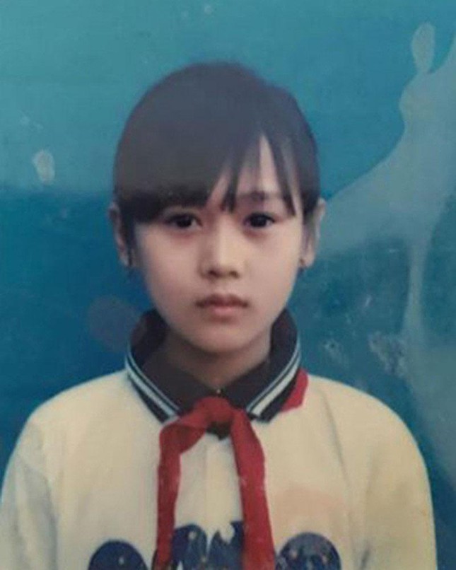 Người đẹp từng được mệnh danh thiên thần ảnh thẻ. (Ảnh: FBNV) - Tin sao Viet - Tin tuc sao Viet - Scandal sao Viet - Tin tuc cua Sao - Tin cua Sao