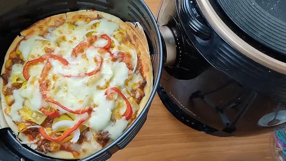 Có thể sử dụng nồi chiên không dầu để làm pizza, hạn chế dầu mỡ
Có thể sử dụng nồi chiên không dầu để làm pizza, hạn chế dầu mỡ