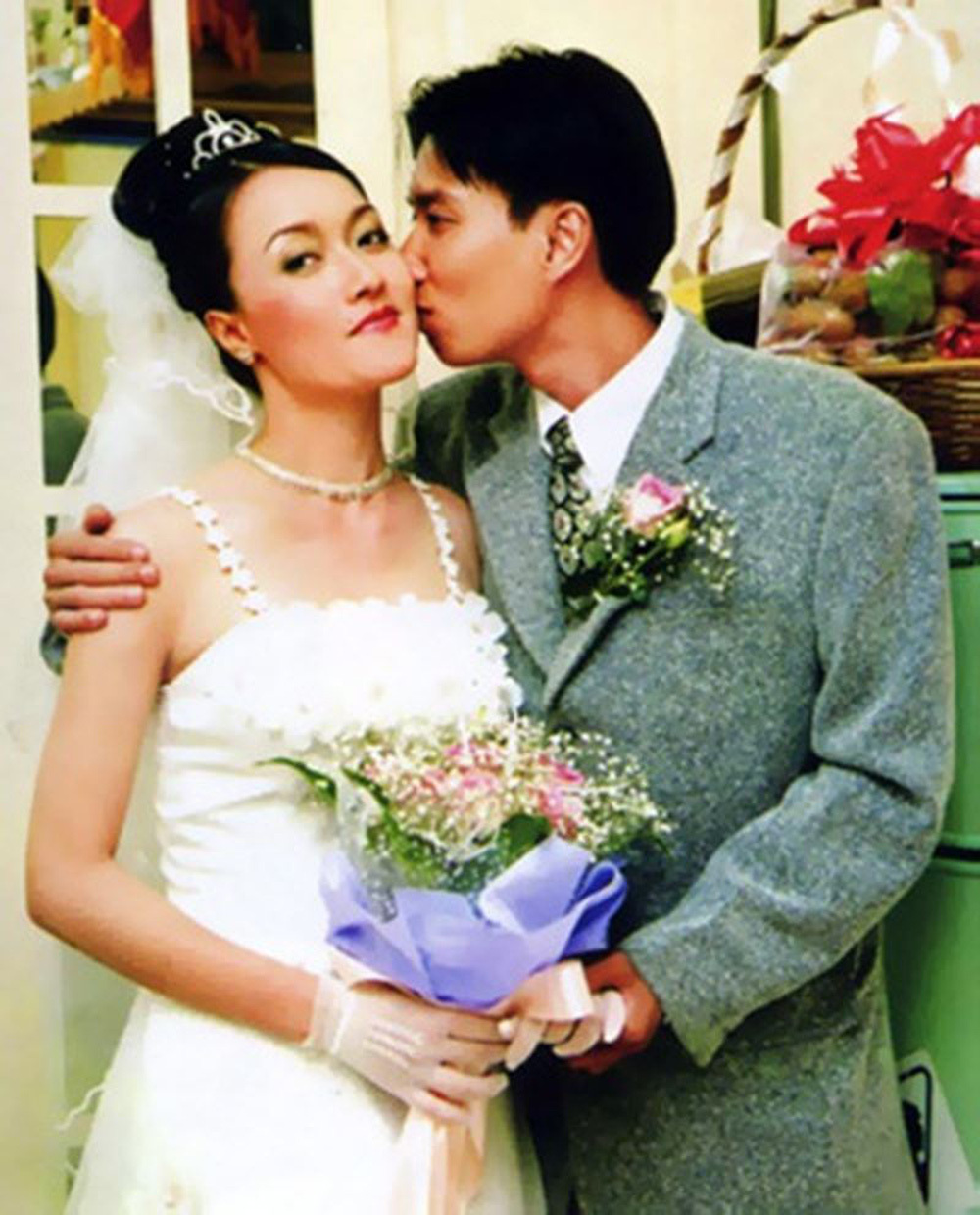  
Tấm hình cưới duy nhất được nữ danh hài tiết lộ. (Ảnh: FBNV) - Tin sao Viet - Tin tuc sao Viet - Scandal sao Viet - Tin tuc cua Sao - Tin cua Sao