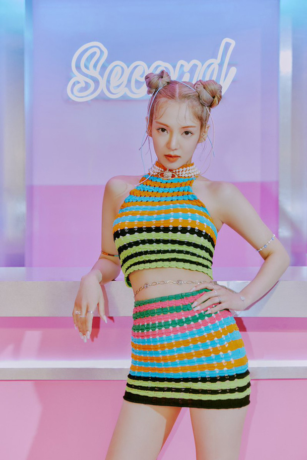  
Hyoyeon nhanh chóng bắt trend belly chain vào MV sắp tới. (Ảnh: Instagram)