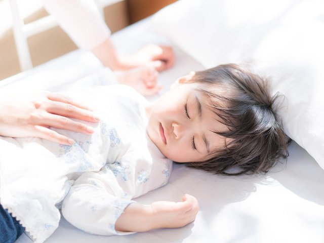  
Giấc ngủ có vai trò quan trọng đối với sức khoẻ của trẻ. (Ảnh: Thời Đại Plus)