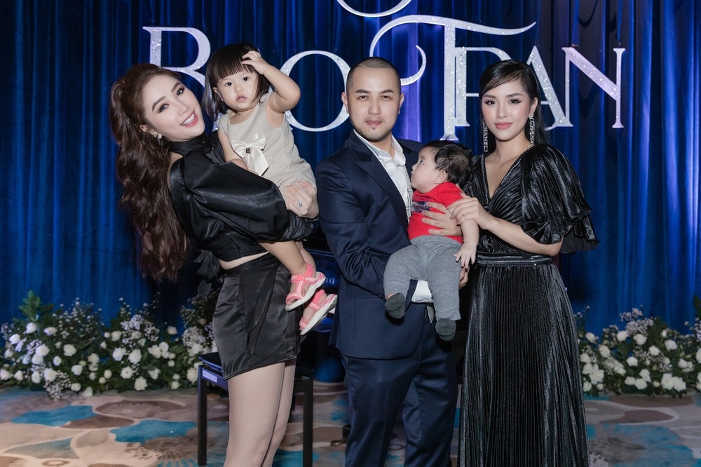  
Gia đình Trang Pilla cùng cô em dâu Bảo Thy. (Ảnh: FBNV)