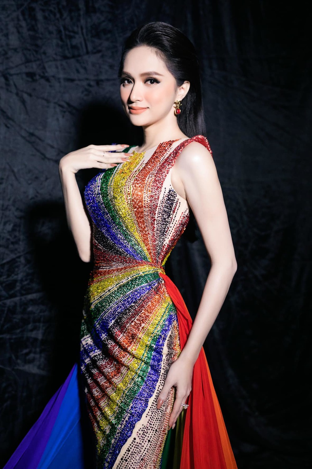  
Hương Giang được biết đến ở vai trò Hoa hậu và ca sĩ. (Ảnh: FBNV) - Tin sao Viet - Tin tuc sao Viet - Scandal sao Viet - Tin tuc cua Sao - Tin cua Sao