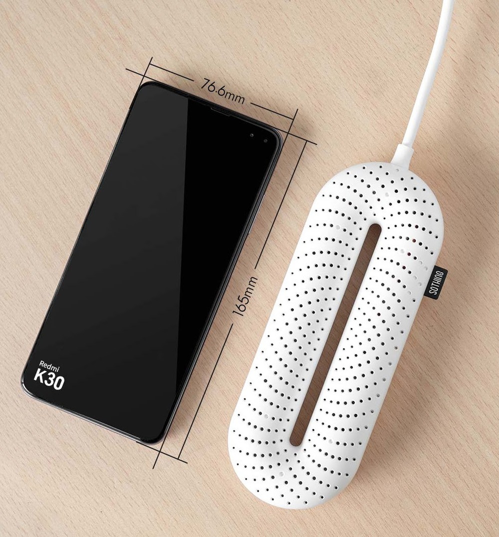 Khác với nhiều loại trên thị trường, sản phẩm của Xiaomi có kích thước nhỏ gọn.
Khác với nhiều loại trên thị trường, sản phẩm của Xiaomi có kích thước nhỏ gọn.