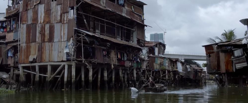  
Phim khắc hoạ hình ảnh một xóm nghèo tại Sài Gòn. (Ảnh: Tư liệu phim)