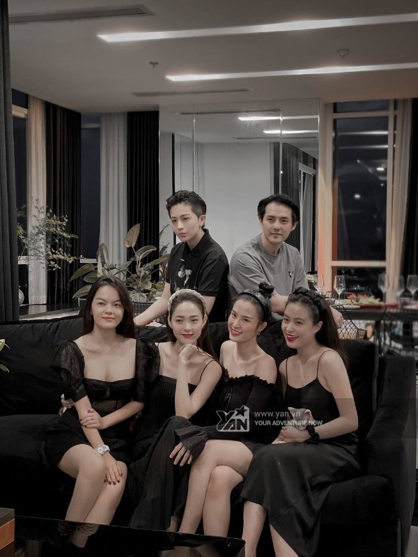  
Gia đình văn hóa hội tụ toàn những cái tên đình đám của showbiz Việt. (Ảnh: NVCC) - Tin sao Viet - Tin tuc sao Viet - Scandal sao Viet - Tin tuc cua Sao - Tin cua Sao