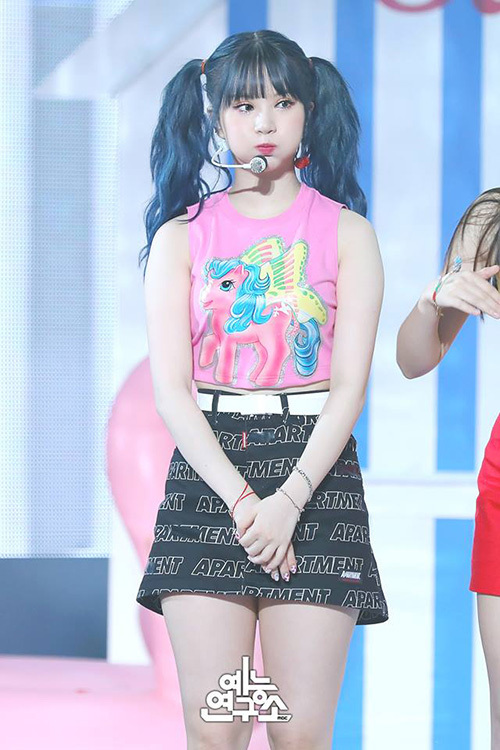    Nữ idol từng "đốn tim" các fan bởi tạo hình này. (Ảnh: Twitter)