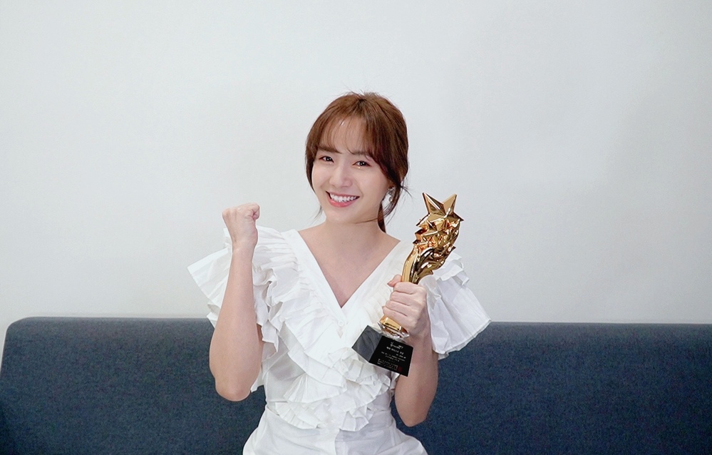  
Jang Mi thắng lớn tại World Star Awards 2021. - Tin sao Viet - Tin tuc sao Viet - Scandal sao Viet - Tin tuc cua Sao - Tin cua Sao