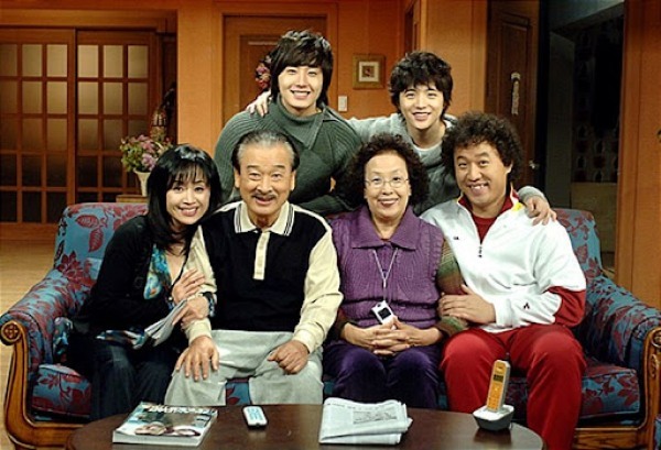  
Bộ sitcom gia đình gắn với tuổi thơ của nhiều người. (Ảnh: MBC)
