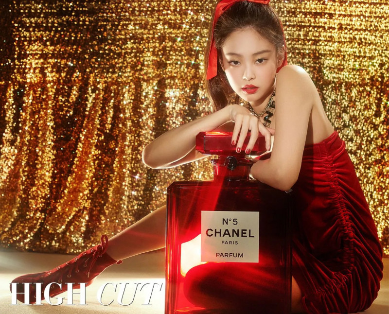  
Jennie hóa quý cô thời thượng quảng cáo nước hoa Chanel. (Ảnh: High Cut)
