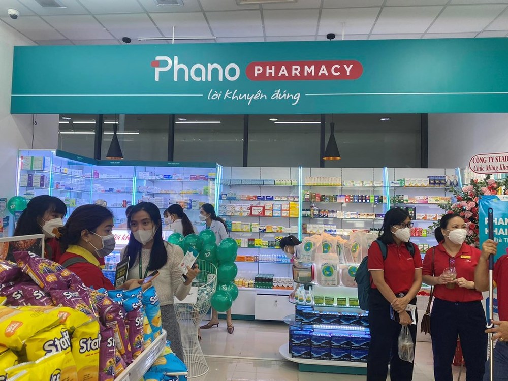  
Hình ảnh Phano Pharmacy xuât hiện trong Winmart.