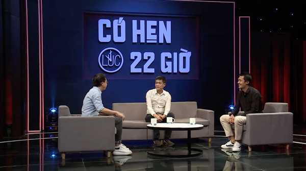  
Đạo diễn Lê Hoàng cùng Hứa Minh Đạt, Quang Tuấn trong chương trình. (Ảnh: Chụp màn hình)