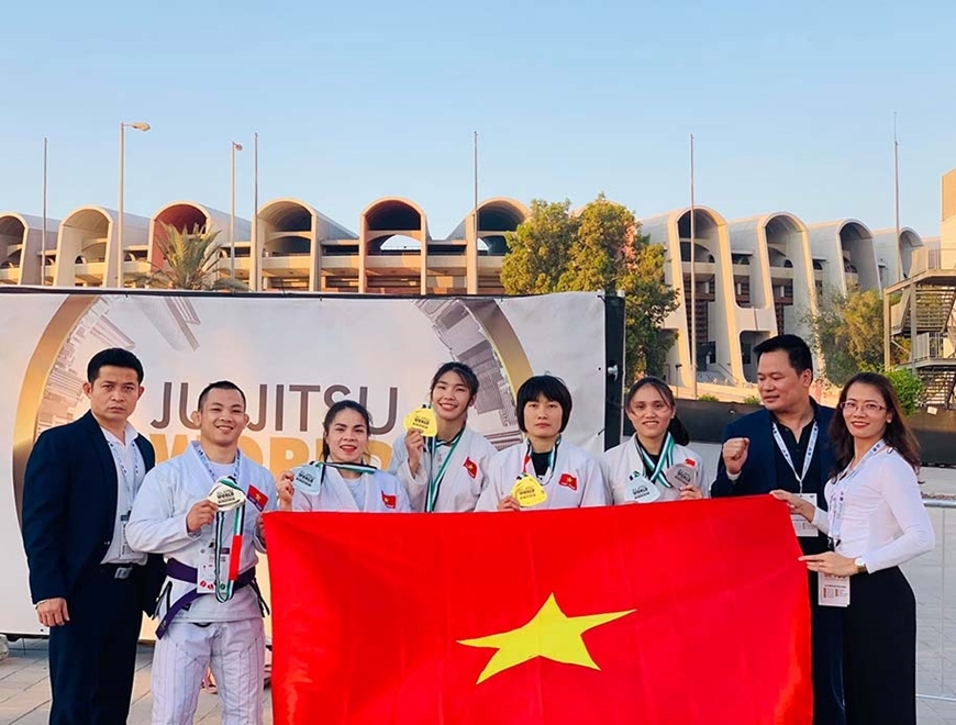 
Tuyển Jiu-Jitsu Việt Nam đã có mùa giải thi đấu thành công. (Ảnh: IJJF)