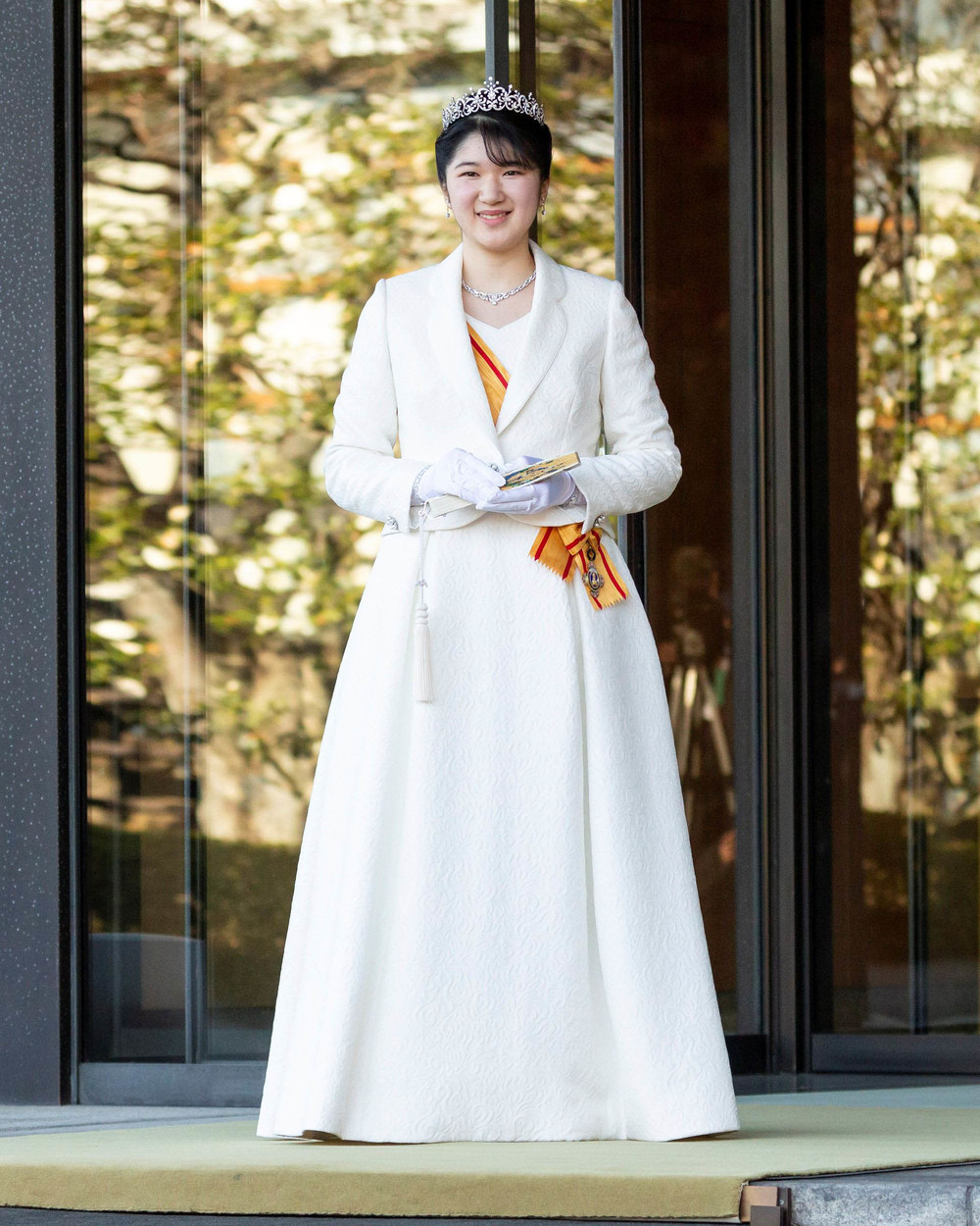  
Aiko được khen ngợi khi diện bộ trang phục khá tinh tế trong ngày lễ trưởng thành. (Ảnh: AP)