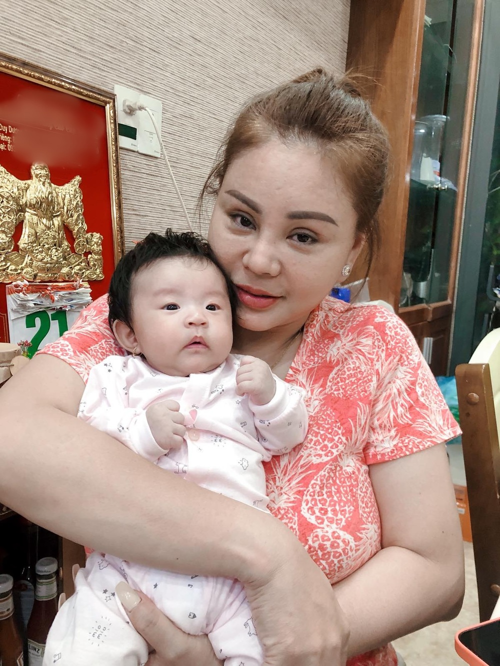 Lê Giang lần đầu khoe cháu nội, "bản sao hoàn hảo" của Duy Phước