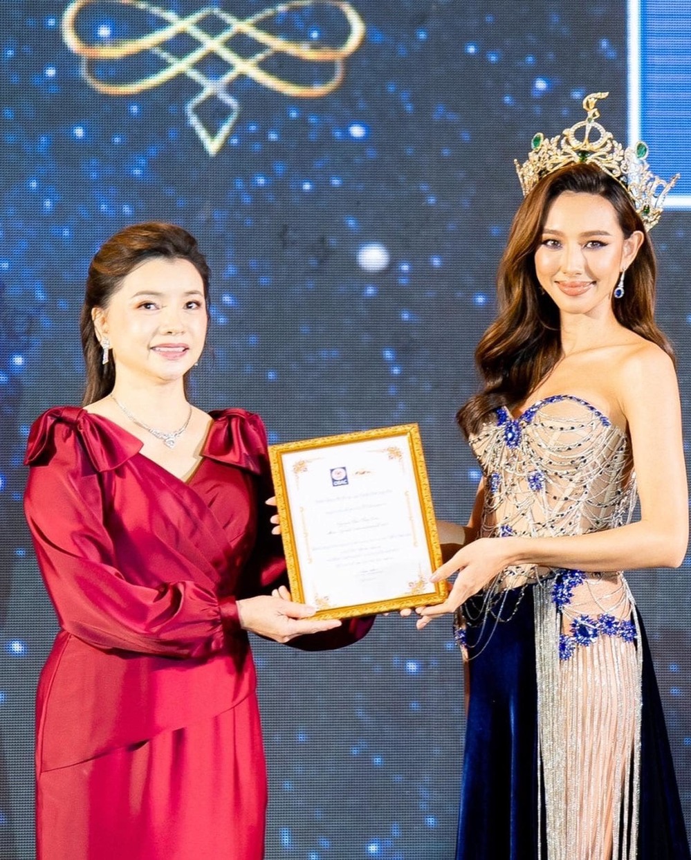  
Người đẹp gốc Sài thành đang có những hoạt động đầu tiên tại Thái Lan sau khi đăng quang Miss Grand. 