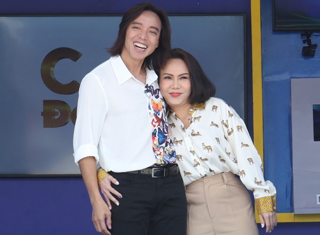 16 năm tình yêu Việt Hương và ông xã