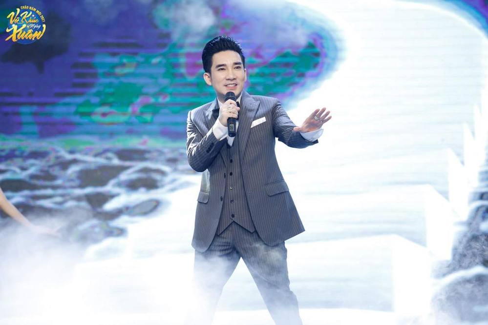  
Quang Hà vẫn tập trung ca hát ở tuổi 40. (Ảnh: Facebook Quang Hà)