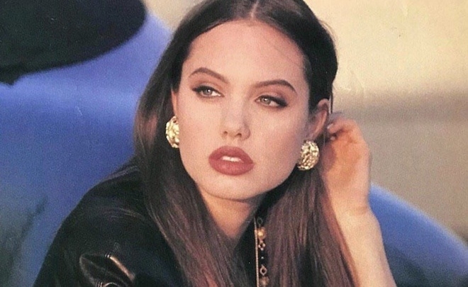  
Hình ảnh Angelina Jolie luôn mang đến sự mê hoặc. (Ảnh: Twitter)