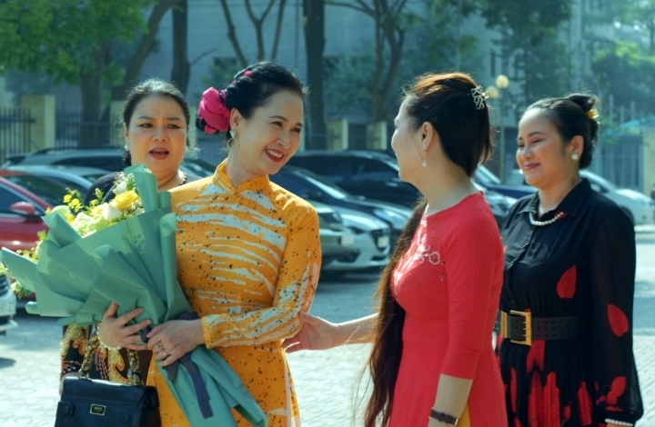  Tạo hình của NSND Lan Hương trong phim "Thương Ngày Nắng Về". (Ảnh: Tư liệu phim)