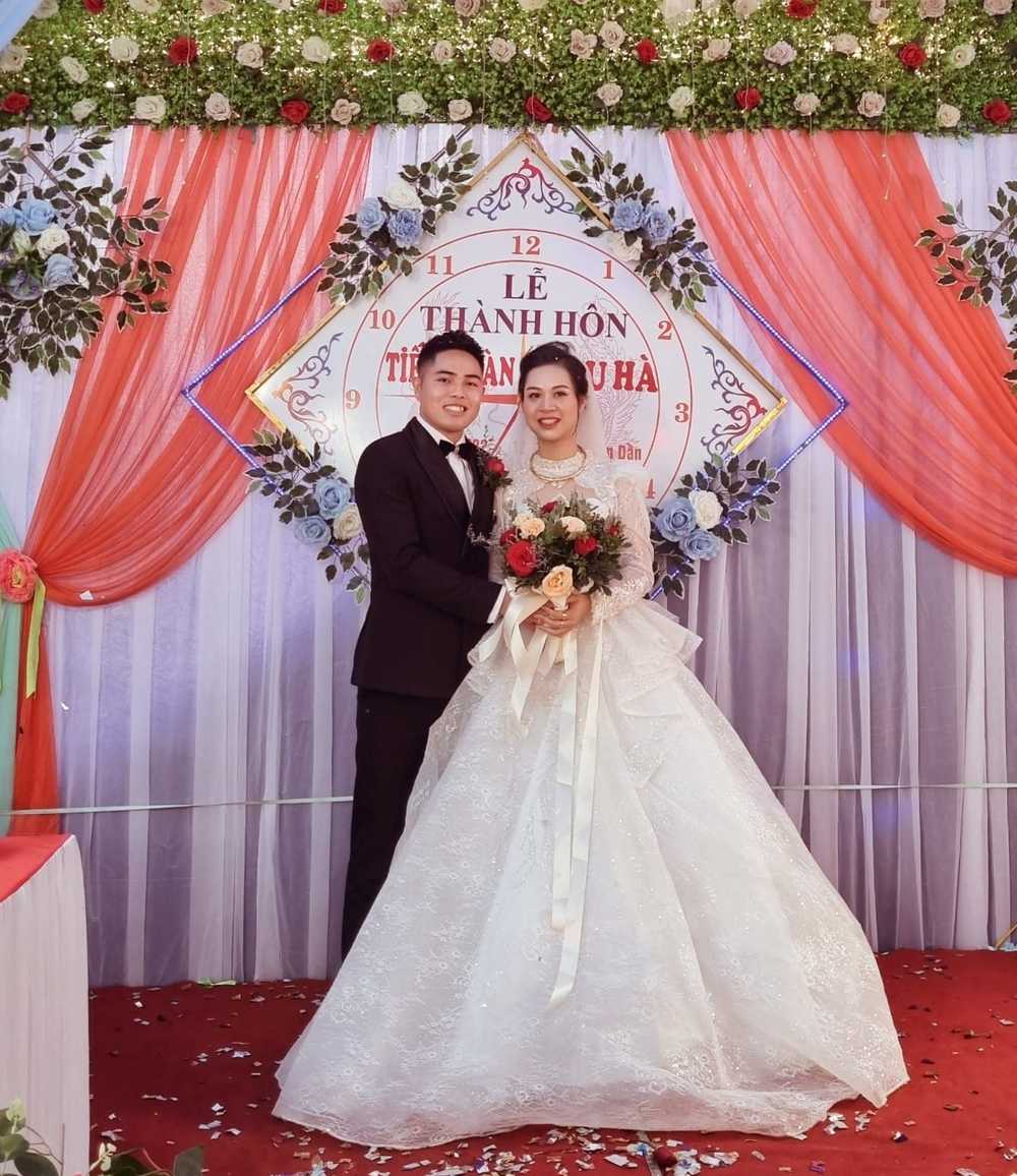  
Cả 2 về chung nhà vào tháng 3 vừa qua. (Ảnh: FB Toàn Tuti)