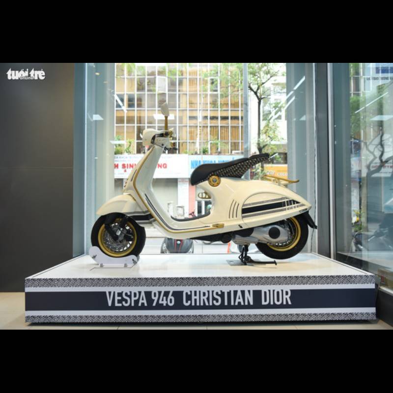 Xe ga cao cấp Vespa 946 Louis Vuitton Ấn phẩm độc nhất vô nhị