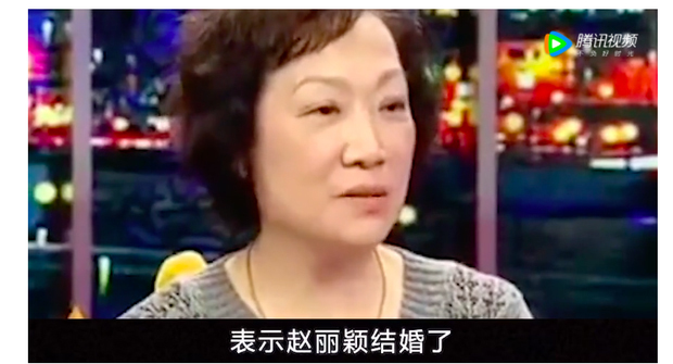  
Mẹ ruột Phùng Thiệu Phong tiết lộ lý do con trai ly hôn Triệu Lệ Dĩnh. (Ảnh: QQ)