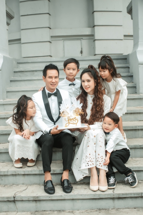  Thay vì nuông chiều "thả cửa", Lý Hải - Minh Hà đều có cách dạy con nghiêm khắc để các con tự lập từ nhỏ. (Ảnh: FB Lý Hải Minh Hà) - Tin sao Viet - Tin tuc sao Viet - Scandal sao Viet - Tin tuc cua Sao - Tin cua Sao